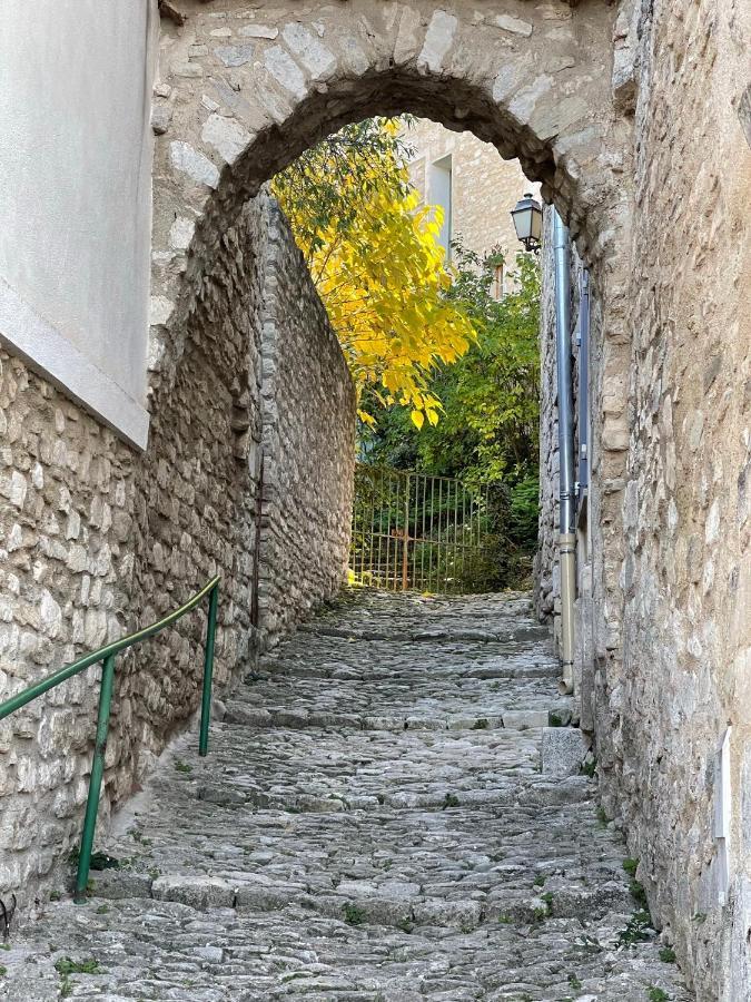 Fleurs De Provence Apartment L'Isle-sur-la-Sorgue Exterior photo
